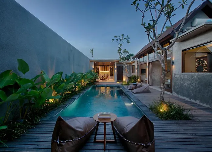 Villa Taman Dharmawangsa *